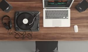 How to Connect a Turntable to a Computer